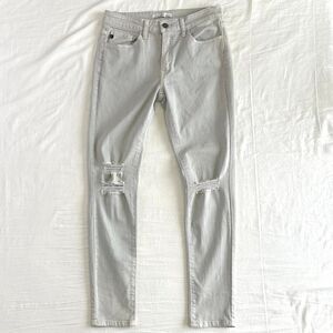 KanCan‎ Gray Distressed Ripped Knee Skinny Jeans Sz 9/28 Indie Closet Staple